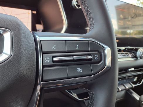 New 2026 GMC Canyon Elevation w/ Convenience Package image 9