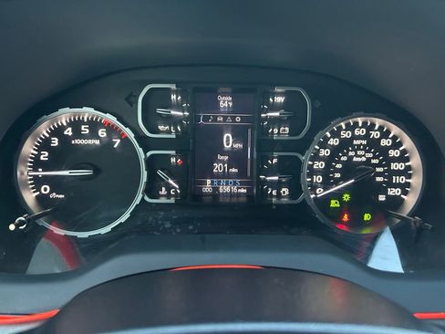 Used 2021 Toyota Tundra SR5 w/ SR5 Upgrade Package AWD/4WD image 23