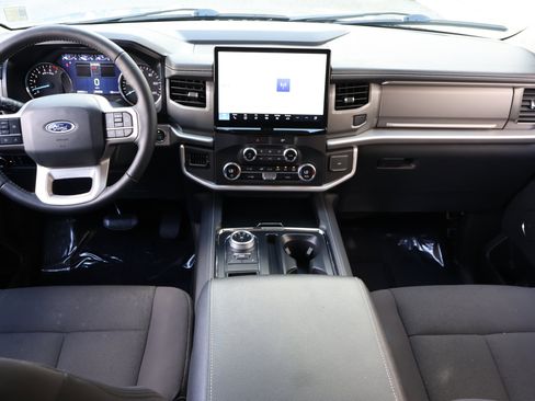 Used 2023 Ford Expedition XL image 16