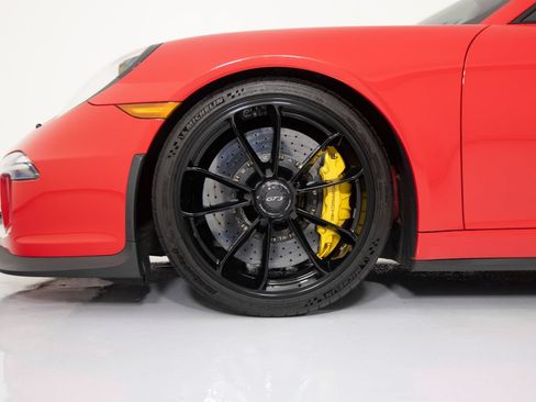 Certified 2015 Porsche 911 GT3 RWD image 14