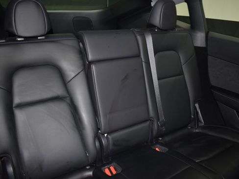 Used 2025 Tesla Model Y Long Range image 25