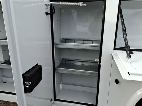 New 2026 Ford E-350 and Econoline 350 Super Duty w/ Power Equipment Group image 54