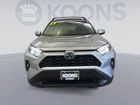 Used 2023 Toyota RAV4 XLE Premium AWD/4WD image 4