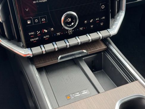 New 2026 GMC Acadia Denali w/ Super Cruise Package image 32