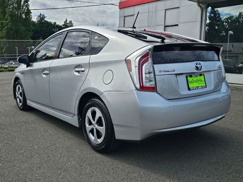 Used 2012 Toyota Prius Four w/ Deluxe Solar Roof Pkg FWD image 5