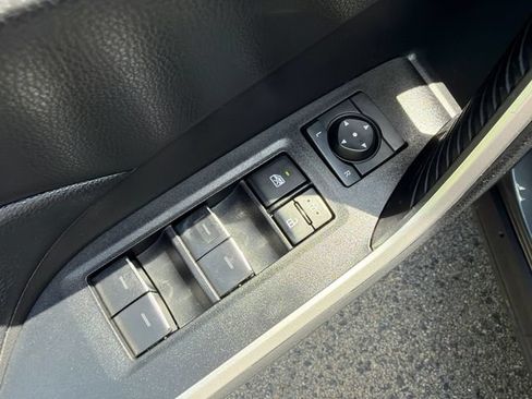 Certified 2023 Toyota RAV4 XLE AWD/4WD image 27