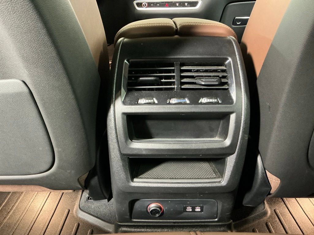 Certified 2024 BMW X5 xDrive40i w/ Premium Package AWD/4WD image 27