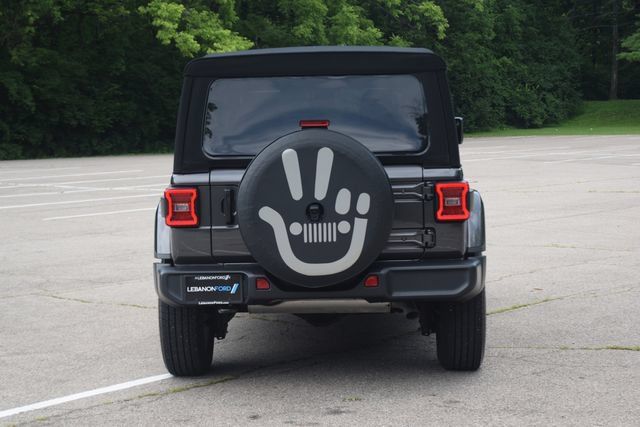 Used 2024 Jeep Wrangler Unlimited Sahara w/ Technology Group AWD/4WD image 24