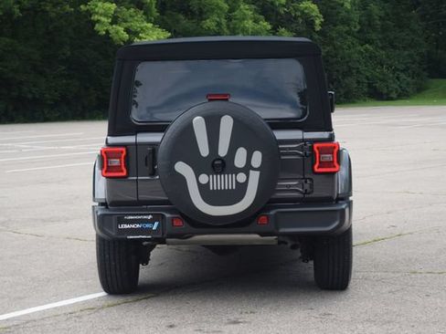 Used 2024 Jeep Wrangler Unlimited Sahara w/ Technology Group AWD/4WD image 24
