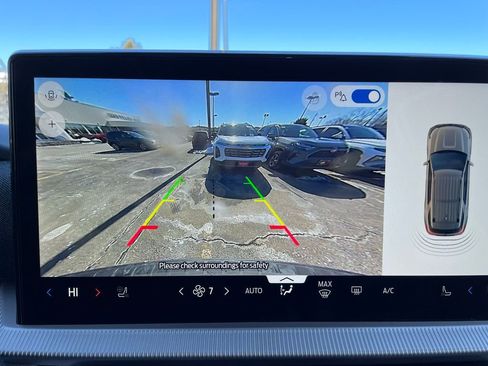 New 2026 Ford Explorer Active w/ Active Comfort Package image 9