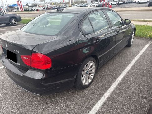 Used 2011 BMW 328i xDrive Sedan image 2