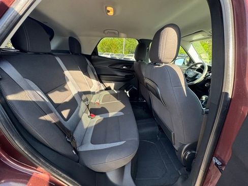 Used 2023 Chevrolet TrailBlazer LT w/ Convenience Package image 21