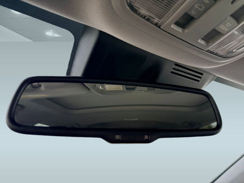 Used 2020 Honda CR-V Touring image 17