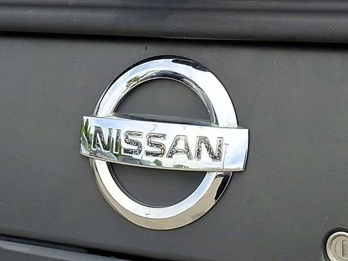 Used 2008 Nissan Frontier SE w/ SE Value Truck Pkg AWD/4WD image 28