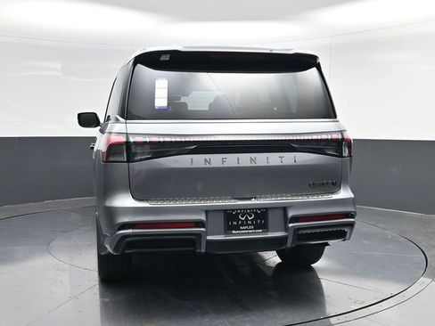 New 2026 INFINITI QX80 4WD image 4