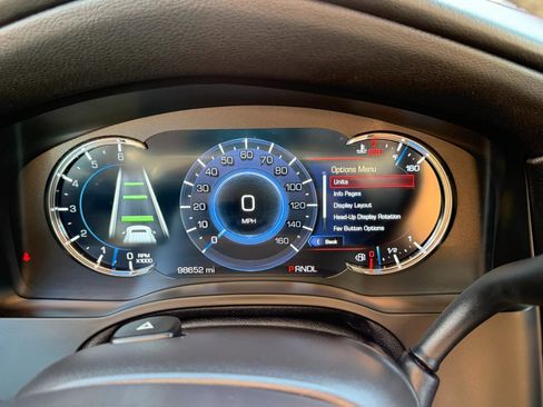 Used 2018 Cadillac Escalade Luxury AWD/4WD image 86