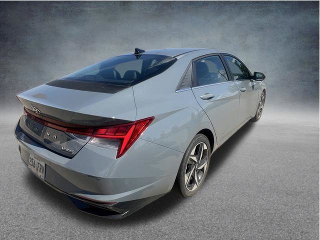 Used 2023 Hyundai Elantra Limited FWD image 6