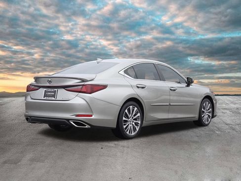 Certified 2021 Lexus ES 350 w/ Premium Package image 8