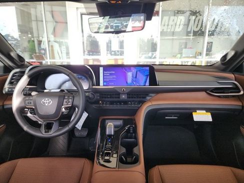 New 2026 Toyota Crown Signia Limited image 18