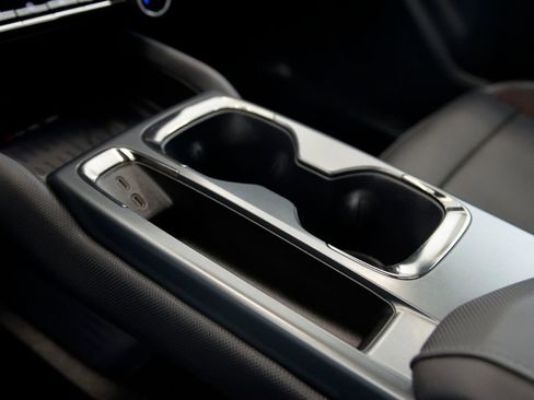 Used 2025 Chevrolet Equinox EV RS w/ Active Safety Package 3 image 25