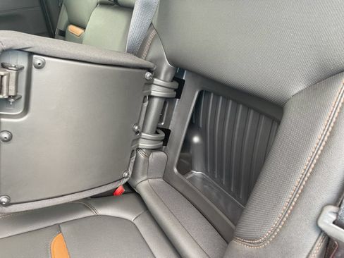 Used 2021 GMC Sierra 1500 AT4 AWD/4WD image 23
