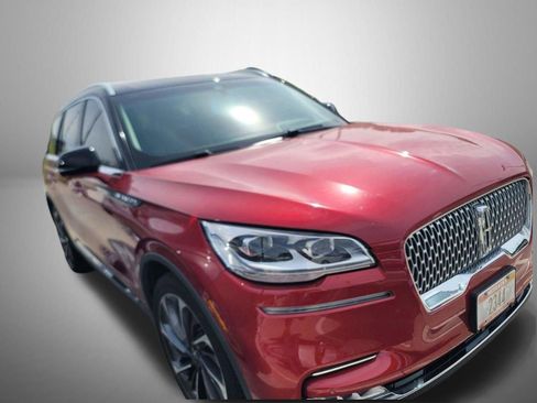 Used 2020 Lincoln Aviator Reserve w/ Equipment Group 202A AWD/4WD image 2