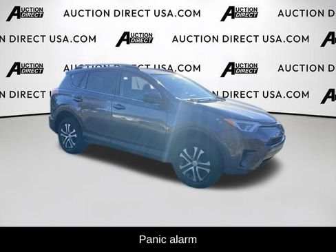 Used 2017 Toyota RAV4 LE image 2