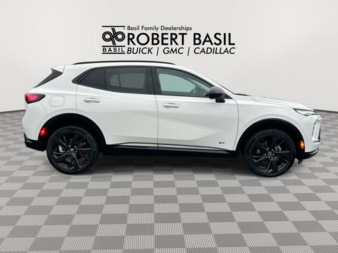 Used 2024 Buick Envision Sport Touring AWD/4WD image 9