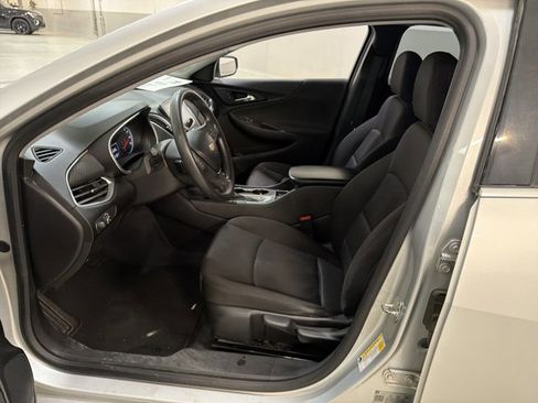 Used 2019 Chevrolet Malibu LS image 6