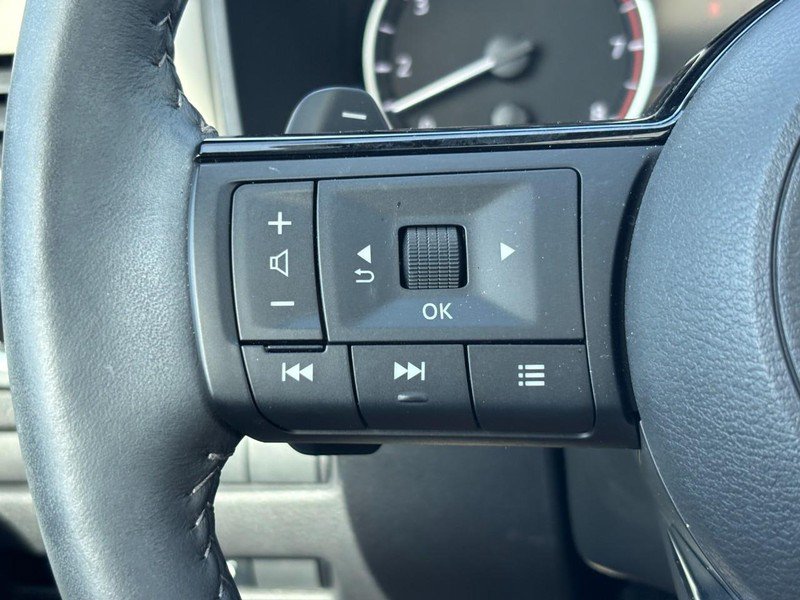 Used 2023 Nissan Rogue SL w/ SL Premium Package AWD/4WD image 19