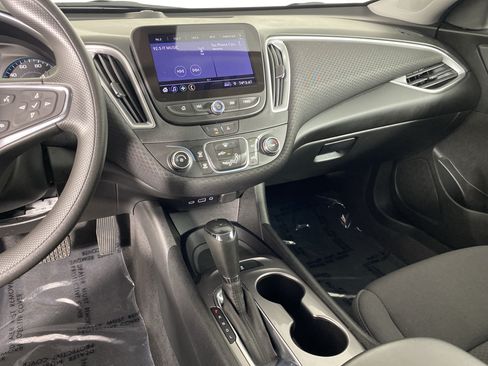 Used 2020 Chevrolet Malibu LS FWD image 27