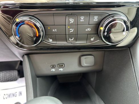 New 2025 Buick Encore GX Sport Touring w/ Comfort Package image 23