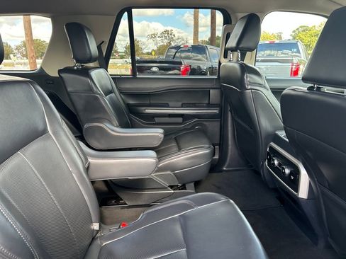 Certified 2024 Ford Expedition XLT image 26