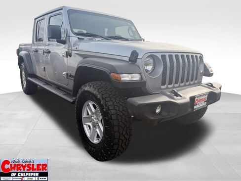 Used 2020 Jeep Gladiator Sport w/ Quick Order Package 24S image 1