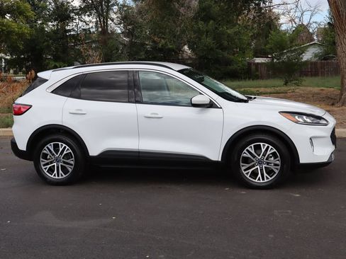 Used 2021 Ford Escape SEL FWD image 3