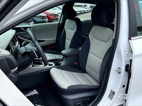 Used 2019 Hyundai Ioniq SEL FWD image 25