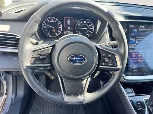 Certified 2022 Subaru Outback Limited image 16