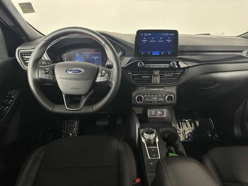 Used 2025 Ford Escape ST-Line AWD/4WD image 25