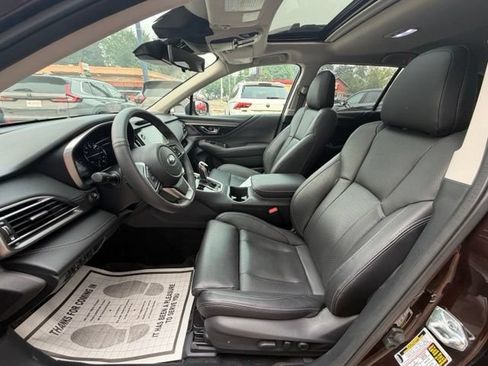 Used 2025 Subaru Outback Touring XT AWD/4WD image 9