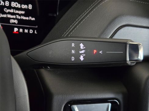 Used 2025 GMC Yukon Denali RWD image 23