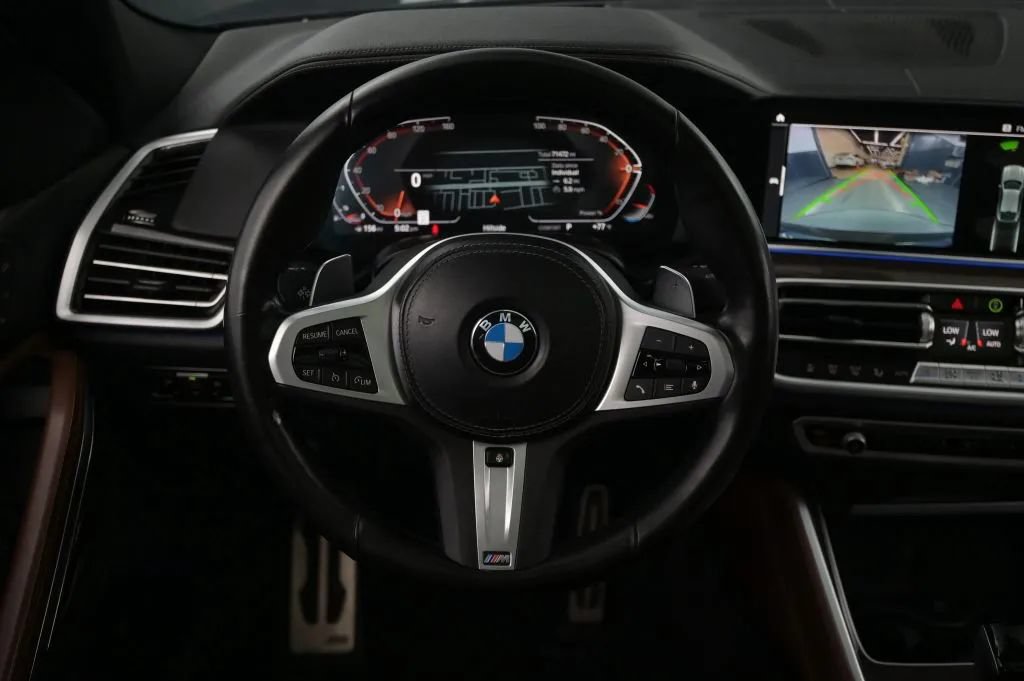 Used 2023 BMW X6 xDrive40i w/ M Sport Package AWD/4WD image 39
