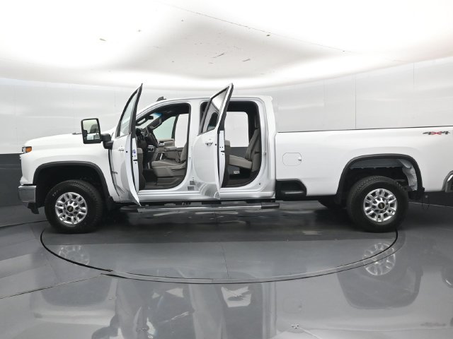 Used 2026 Chevrolet Silverado 2500 LT AWD/4WD image 61