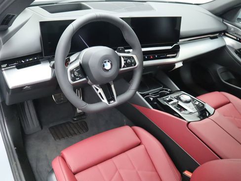 New 2026 BMW 530i w/ M Sport Package image 9