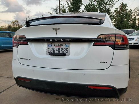Used 2017 Tesla Model X image 19