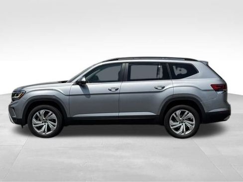 Used 2023 Volkswagen Atlas SE w/ Panoramic Sunroof Package AWD/4WD image 4
