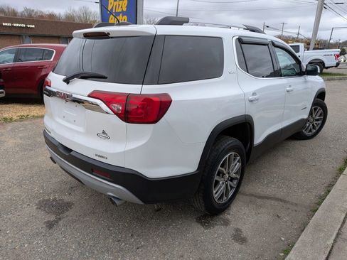 Used 2019 GMC Acadia SLE image 6