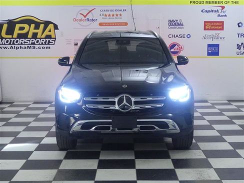 Used 2022 Mercedes-Benz GLC 300 4MATIC w/ Multimedia Package Lite image 2