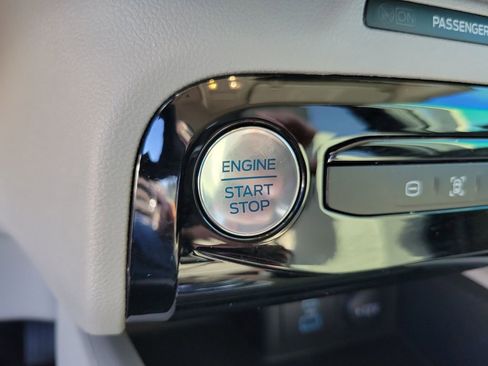Used 2023 Ford Escape SE FWD image 27