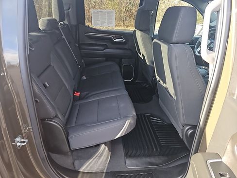 Used 2024 GMC Sierra 1500 Elevation image 31