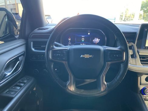 Used 2022 Chevrolet Tahoe High Country image 3